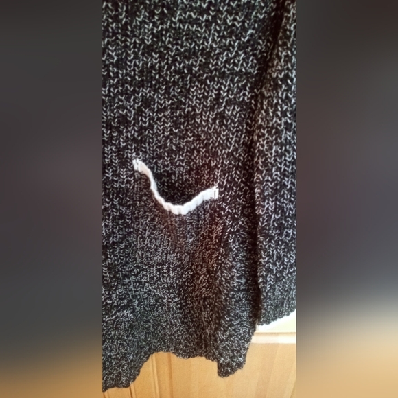 NWT True North Denim Sweater/Cape O/S - Picture 2 of 9